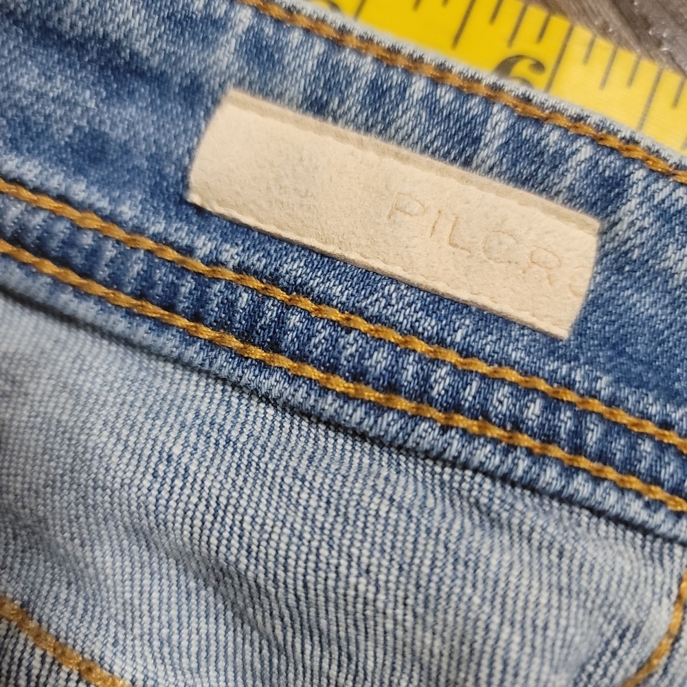 Pilcro Slim Boyfriend Crop Jeans Petite 25 Embroidered Side Stripe EUC - Picture 2 of 15